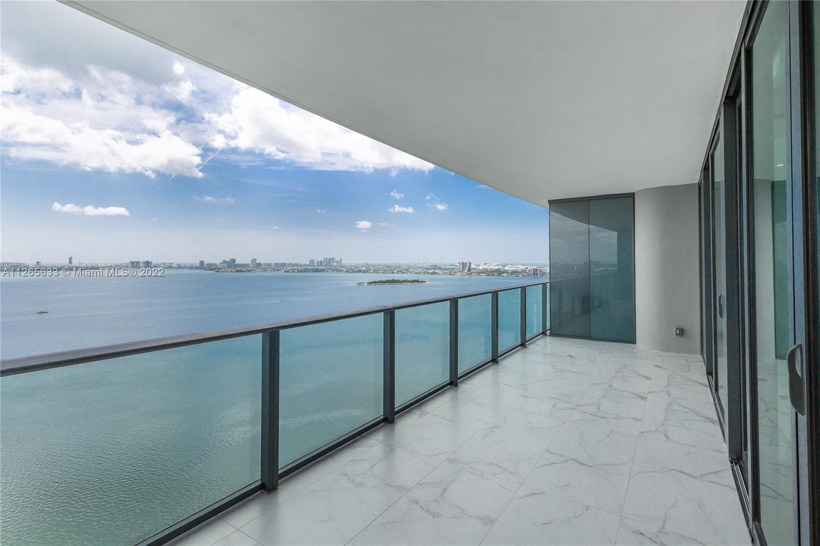 3131 NE 7 AVE # 3005