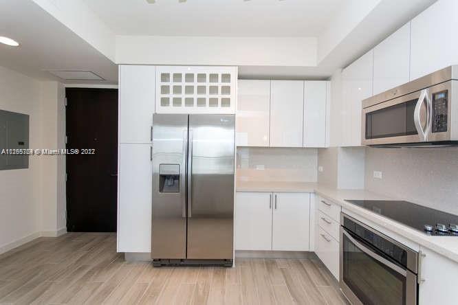 999 SW 1 AVENUE # 1808
