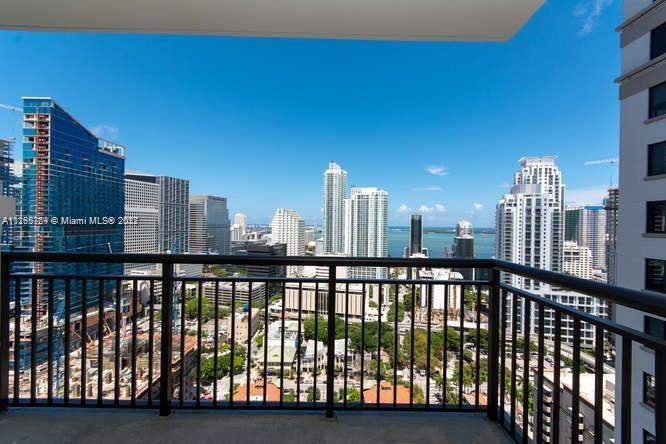 999 SW 1 AVENUE # 1808