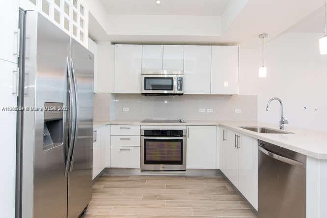 999 SW 1 AVENUE # 1808