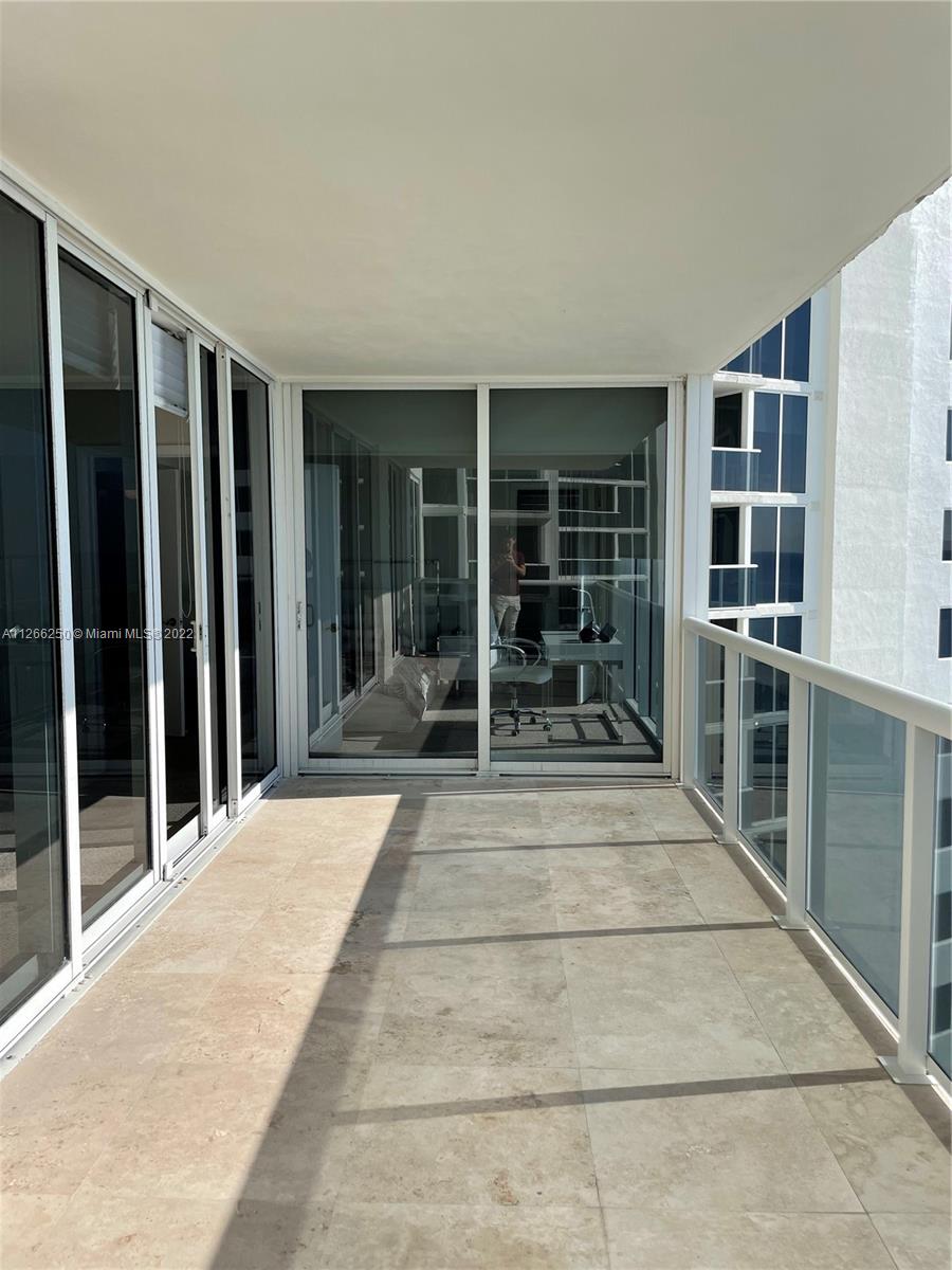 19111 Collins Ave # 1204