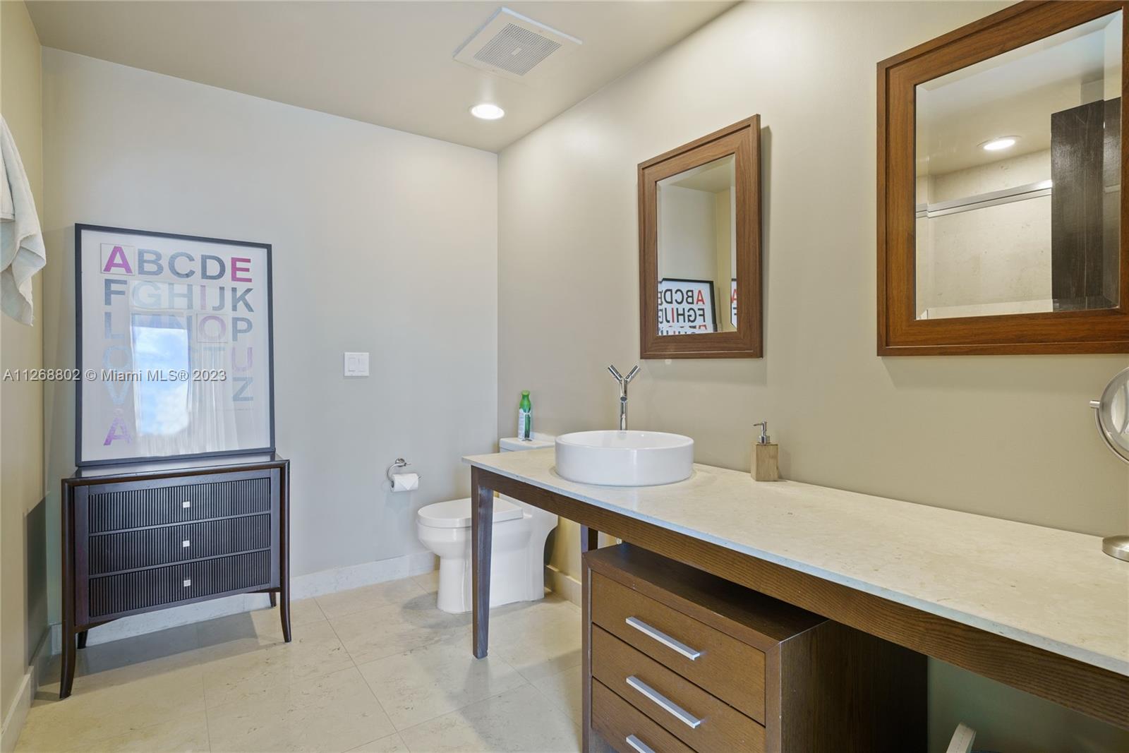 495 Brickell Ave # 3003