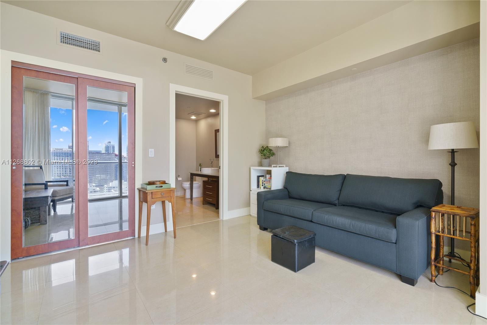 495 Brickell Ave # 3003