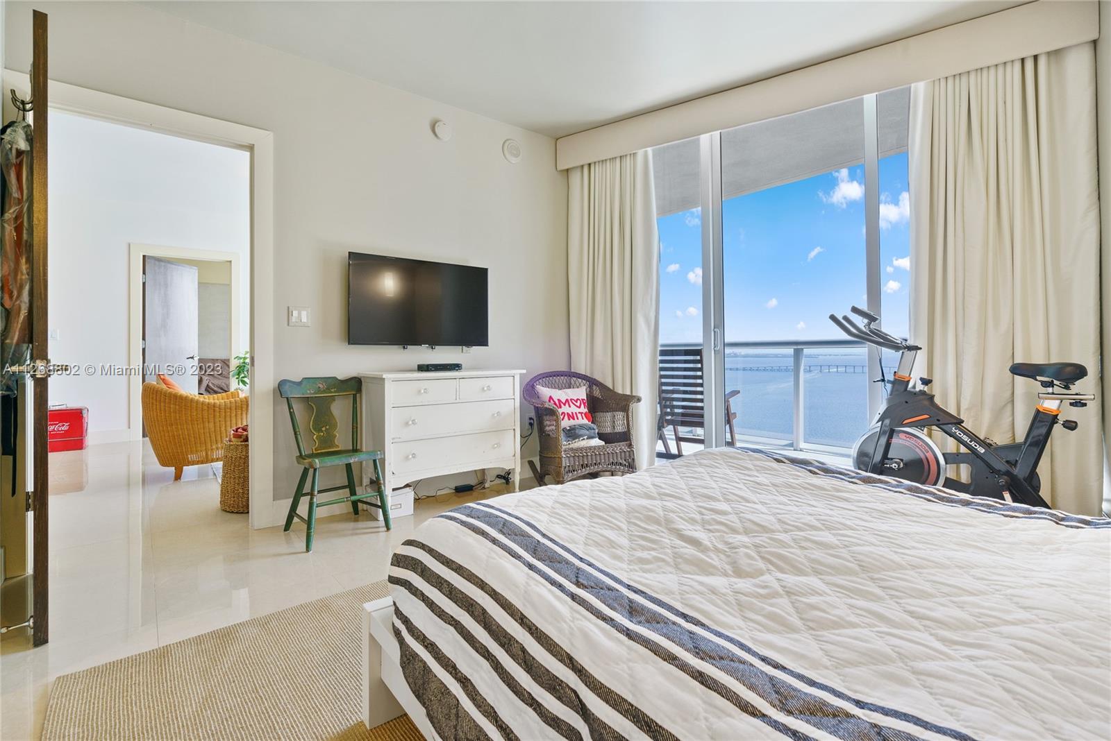 495 Brickell Ave # 3003
