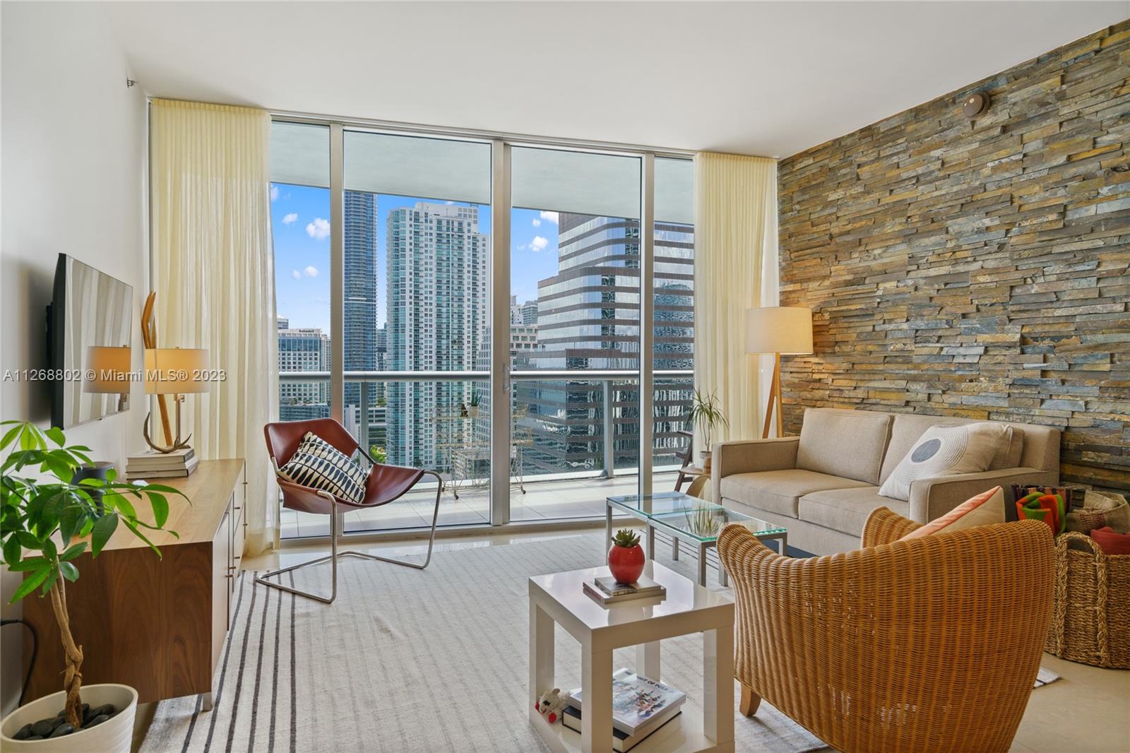 495 Brickell Ave # 3003
