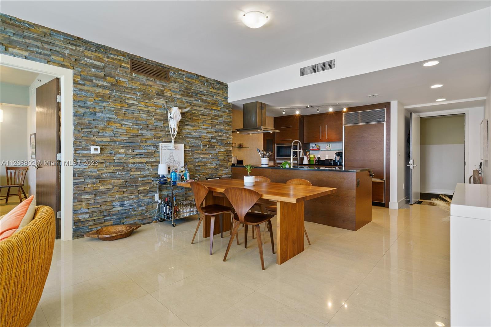 495 Brickell Ave # 3003
