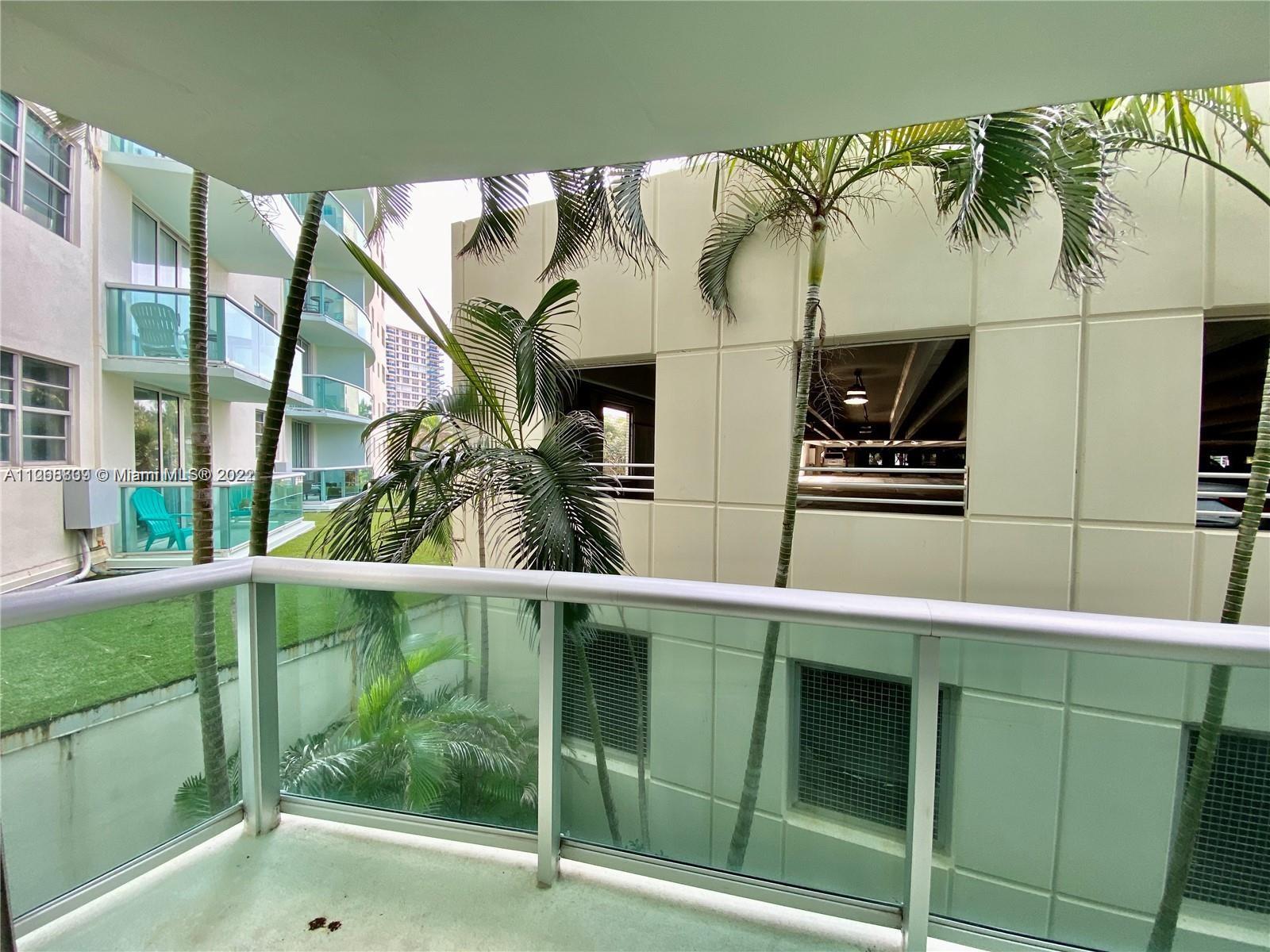 3901 S OCEAN DR # 2A