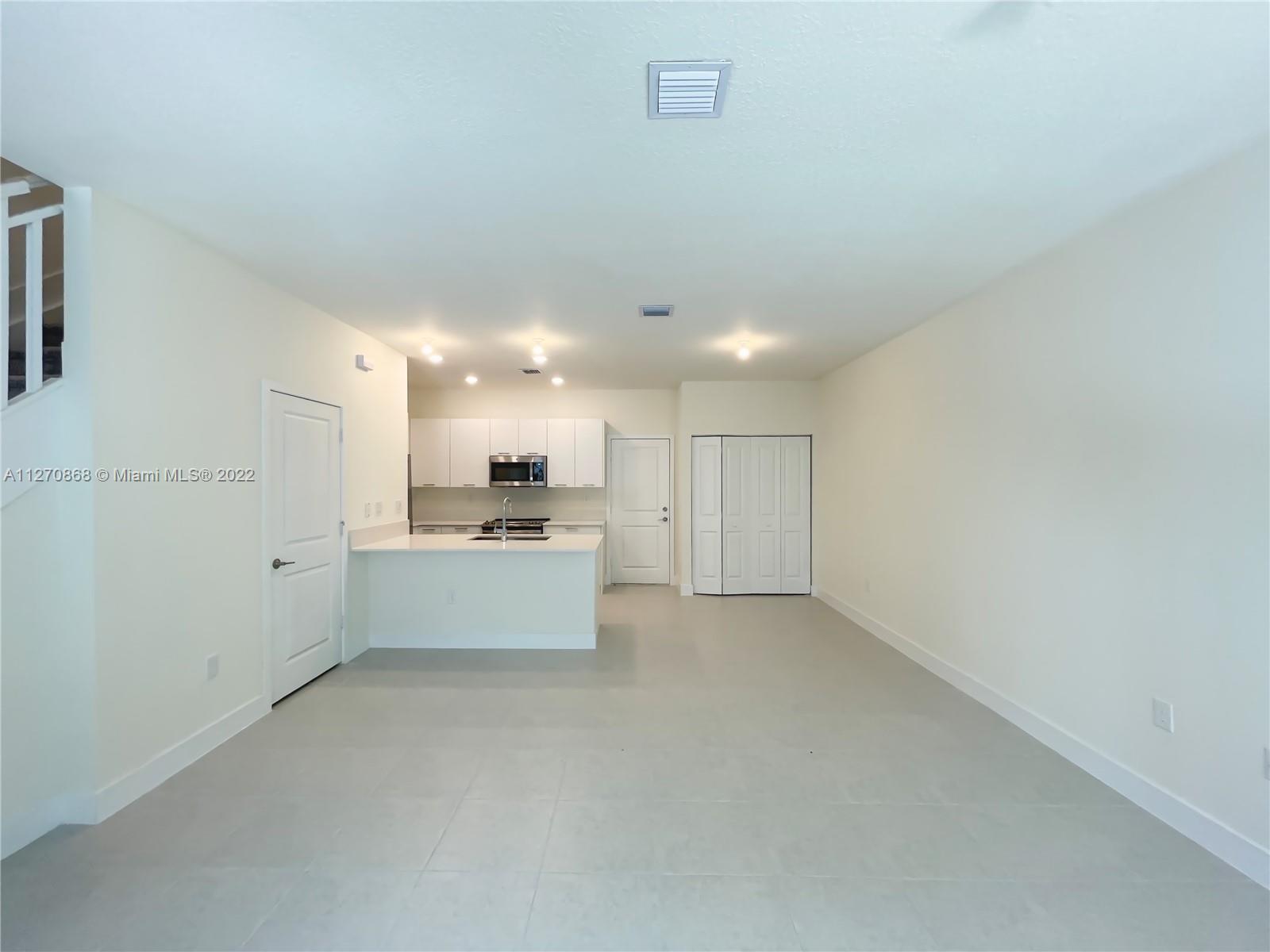4536 NW 83rd Psge # 4536