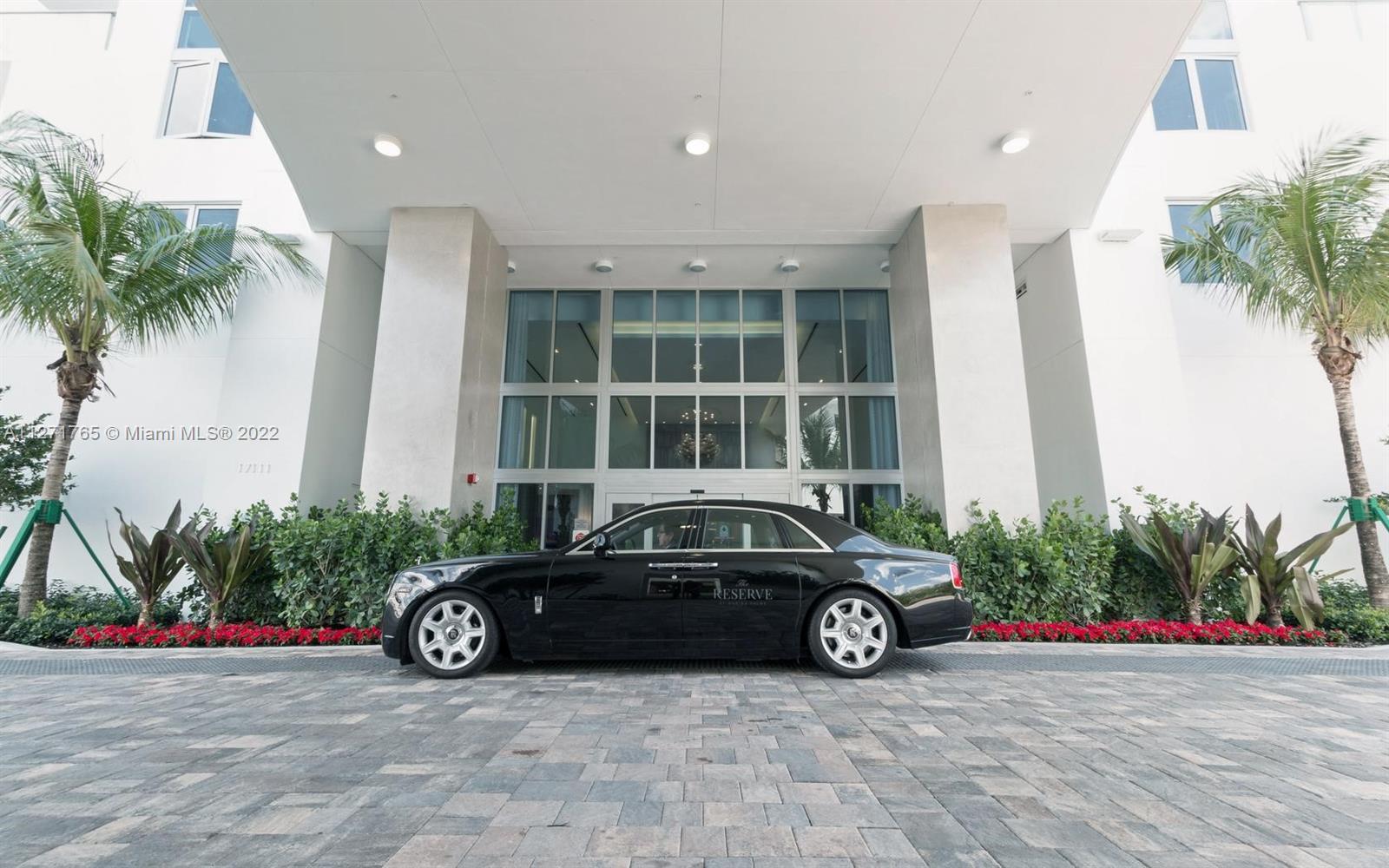 17111 Biscayne Blvd # 605