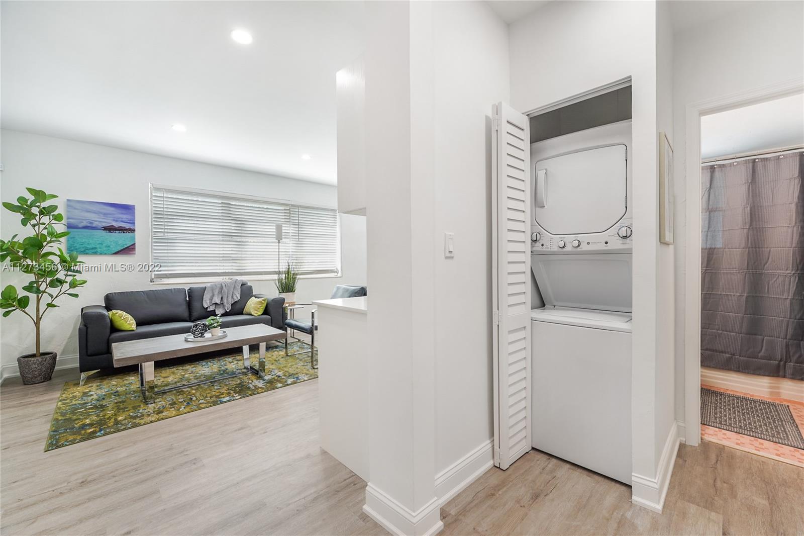 1407 Meridian Ave # 1