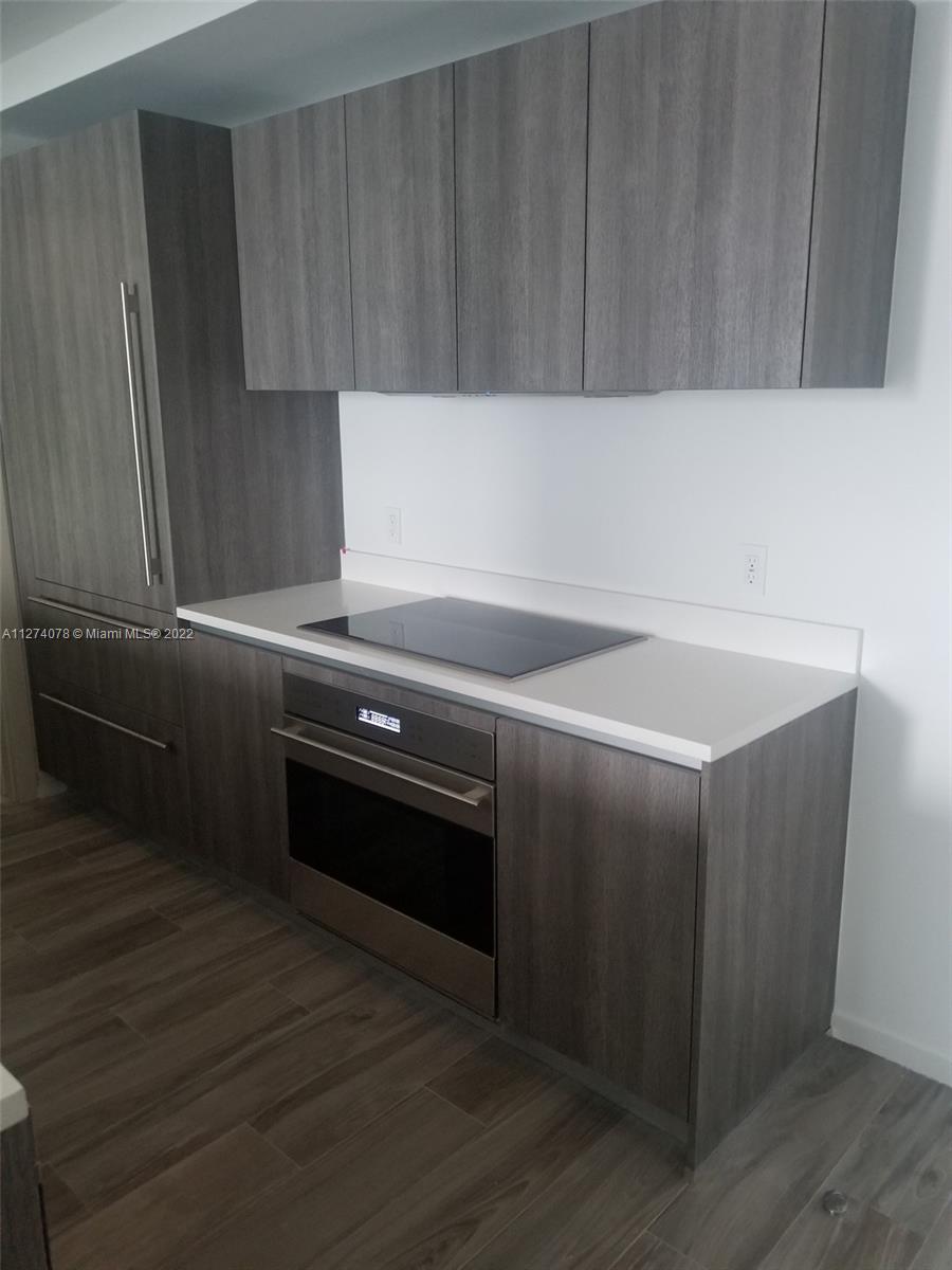 801 S MIAMI AVE Unit: 1610
