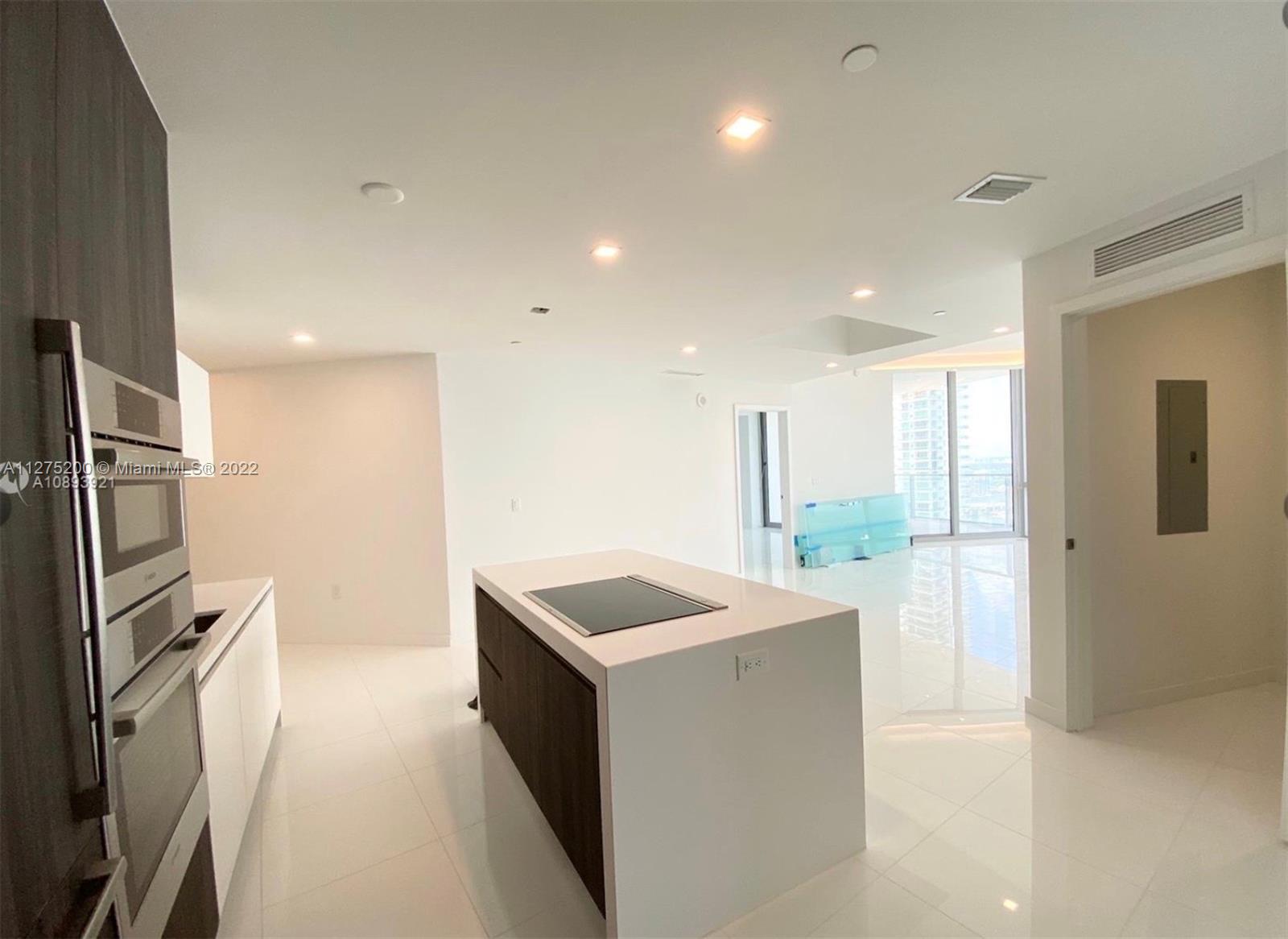 851 NE 1st Ave # 3609