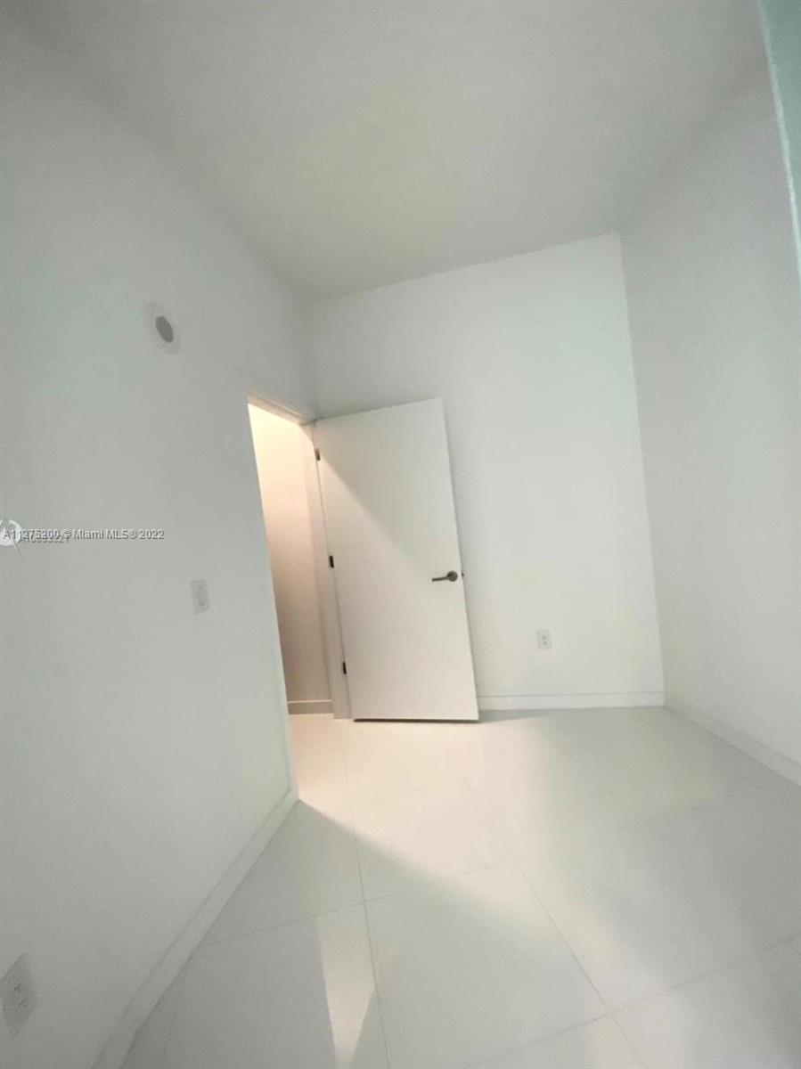 851 NE 1st Ave # 3609
