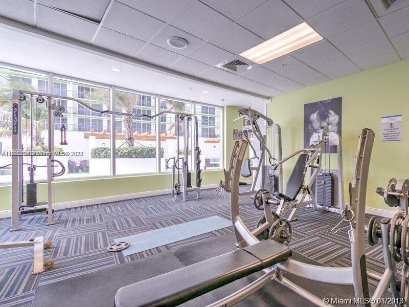 1750 N BAYSHORE DR # 4306