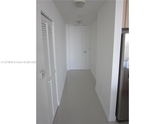 79 SW 12 ST Unit: 3310-S
