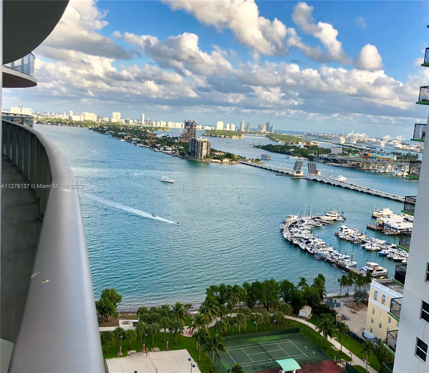 488 NE 18 Street # 2308