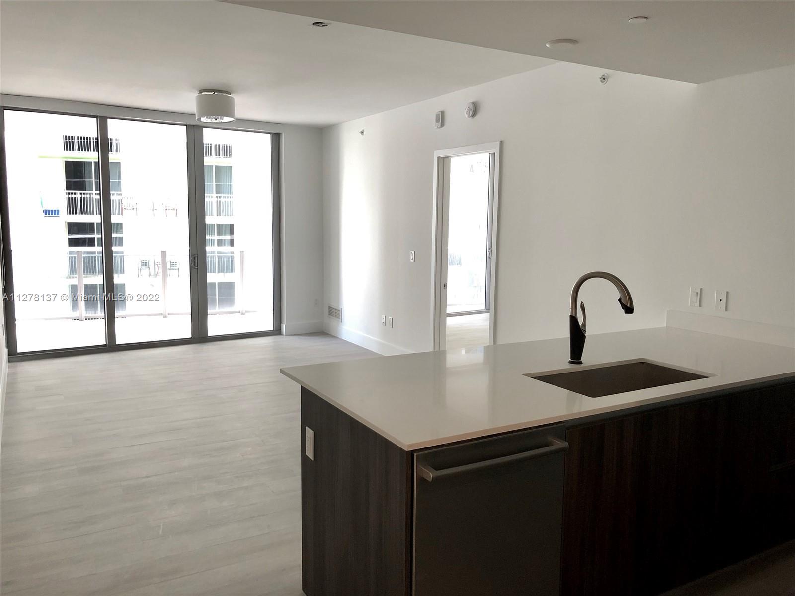 488 NE 18 Street # 2308