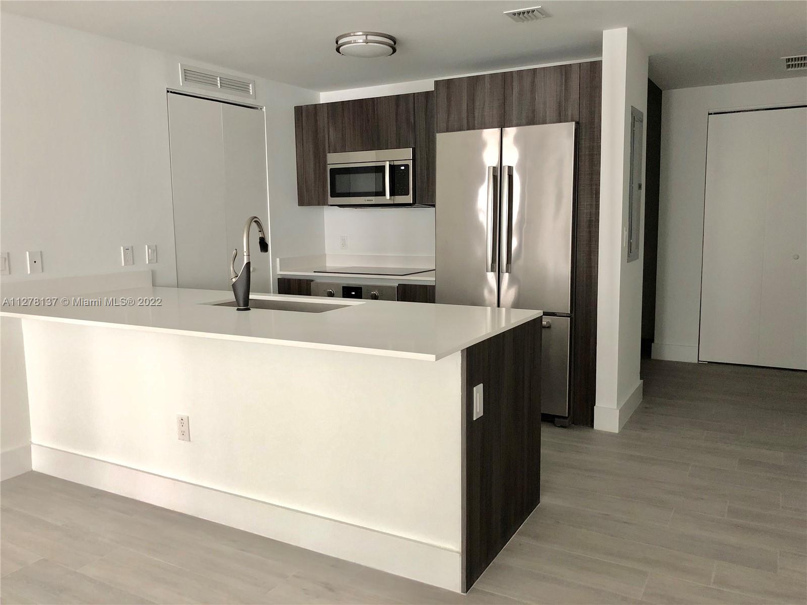 488 NE 18 Street # 2308
