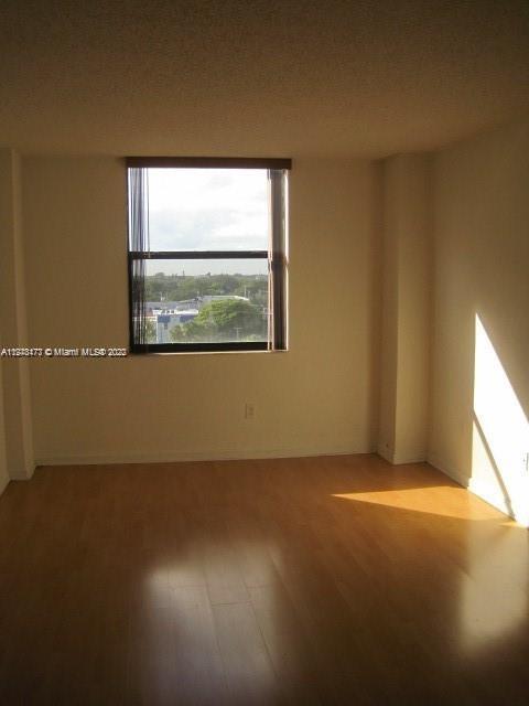 1470 NE 123rd St # A704