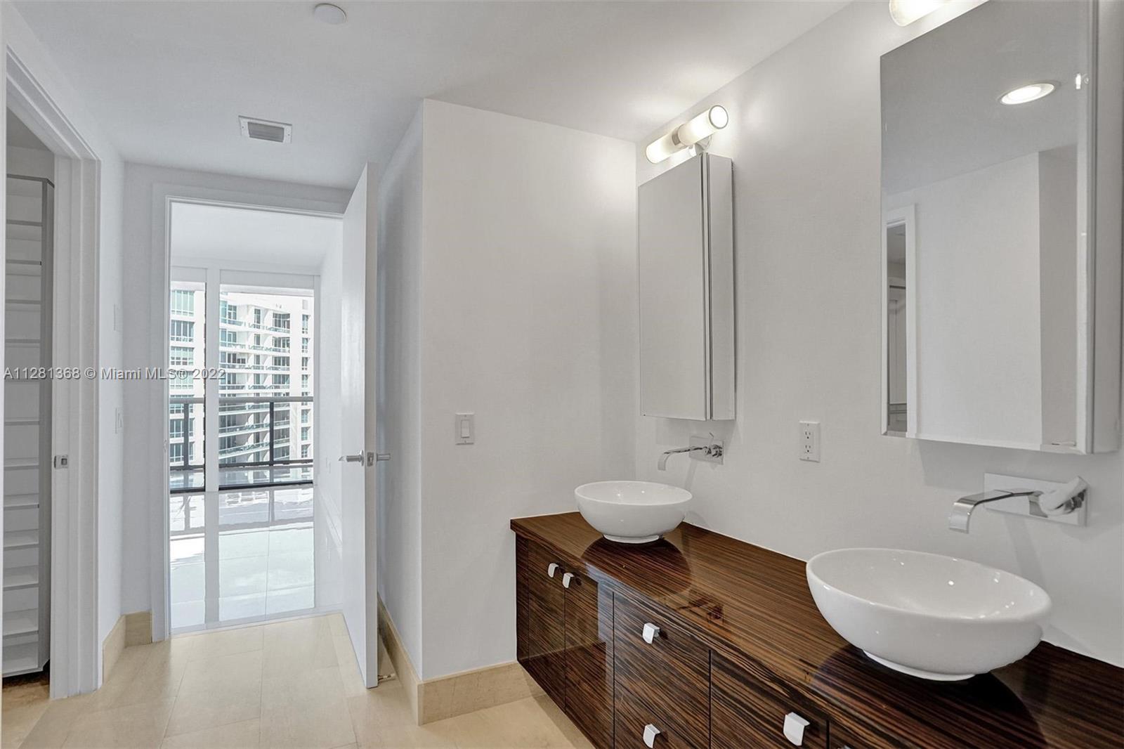 5875 Collins Ave # 1803