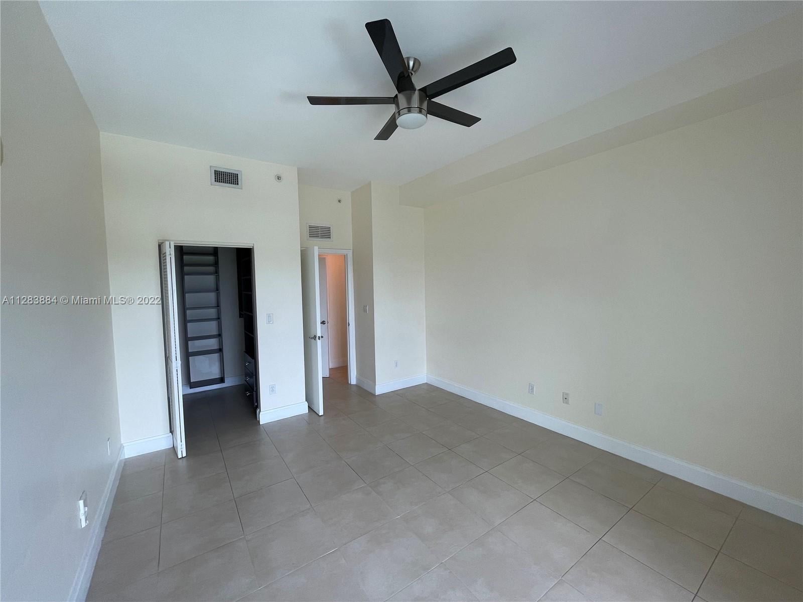 2525 SW 3 # 1505