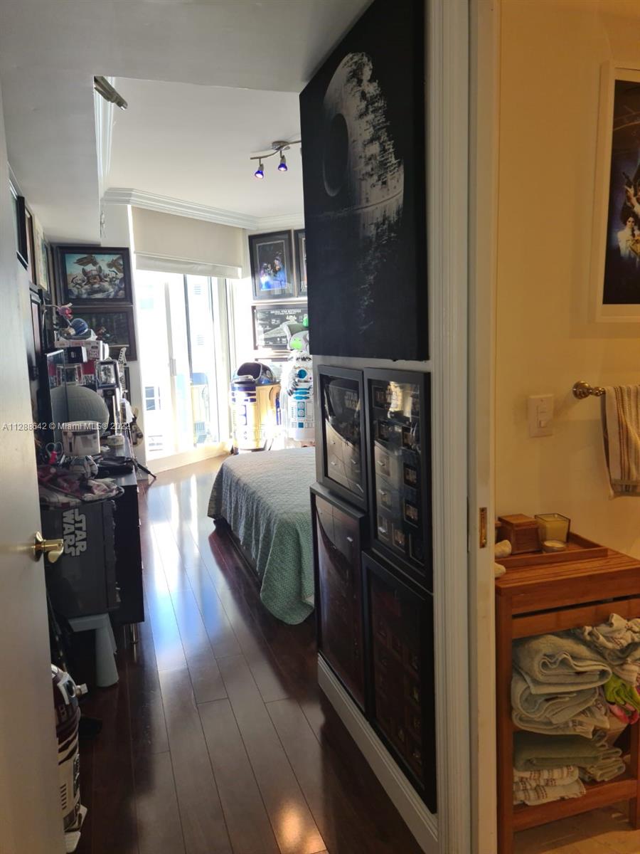 9559 Collins Ave # J Unit: S10-J
