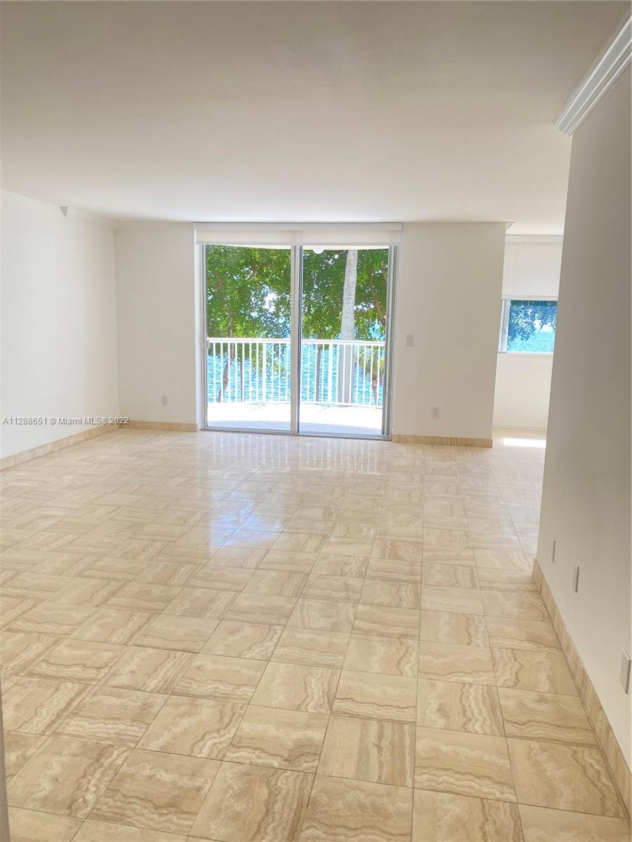1420 Brickell Bay Dr # 301A