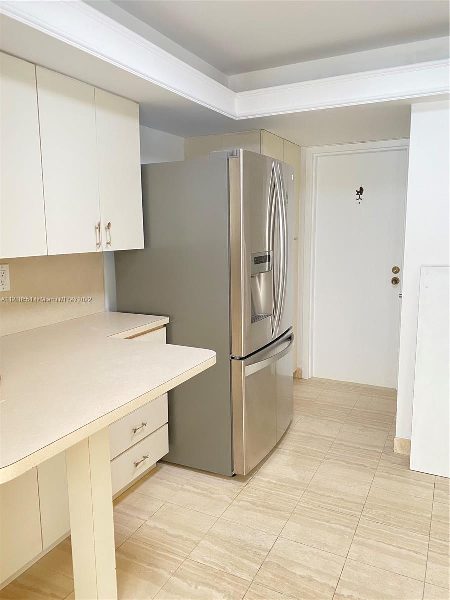 1420 Brickell Bay Dr # 301A