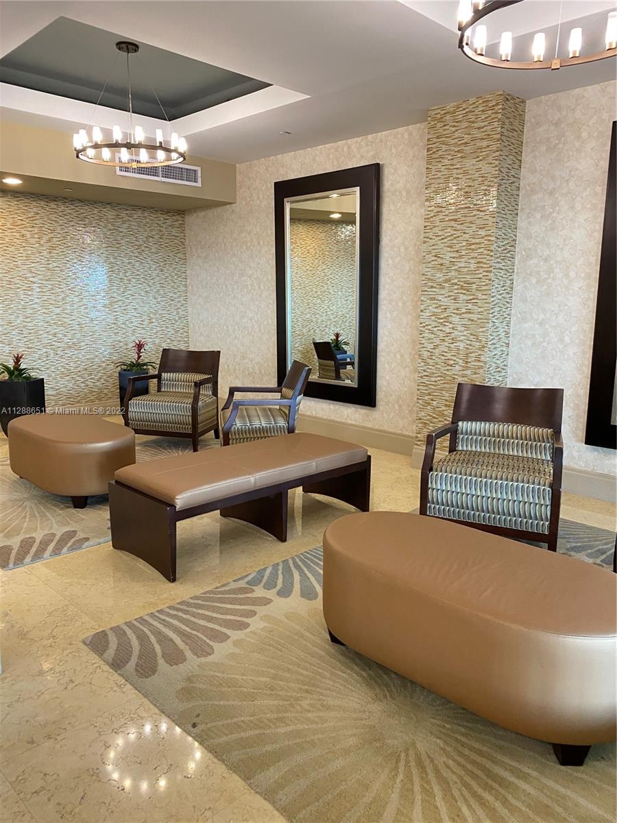 1420 Brickell Bay Dr # 301A