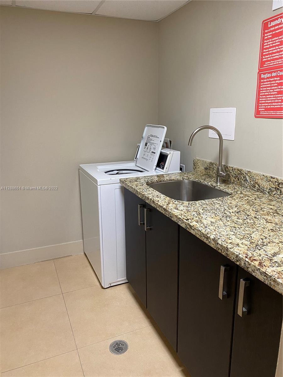 1420 Brickell Bay Dr # 301A