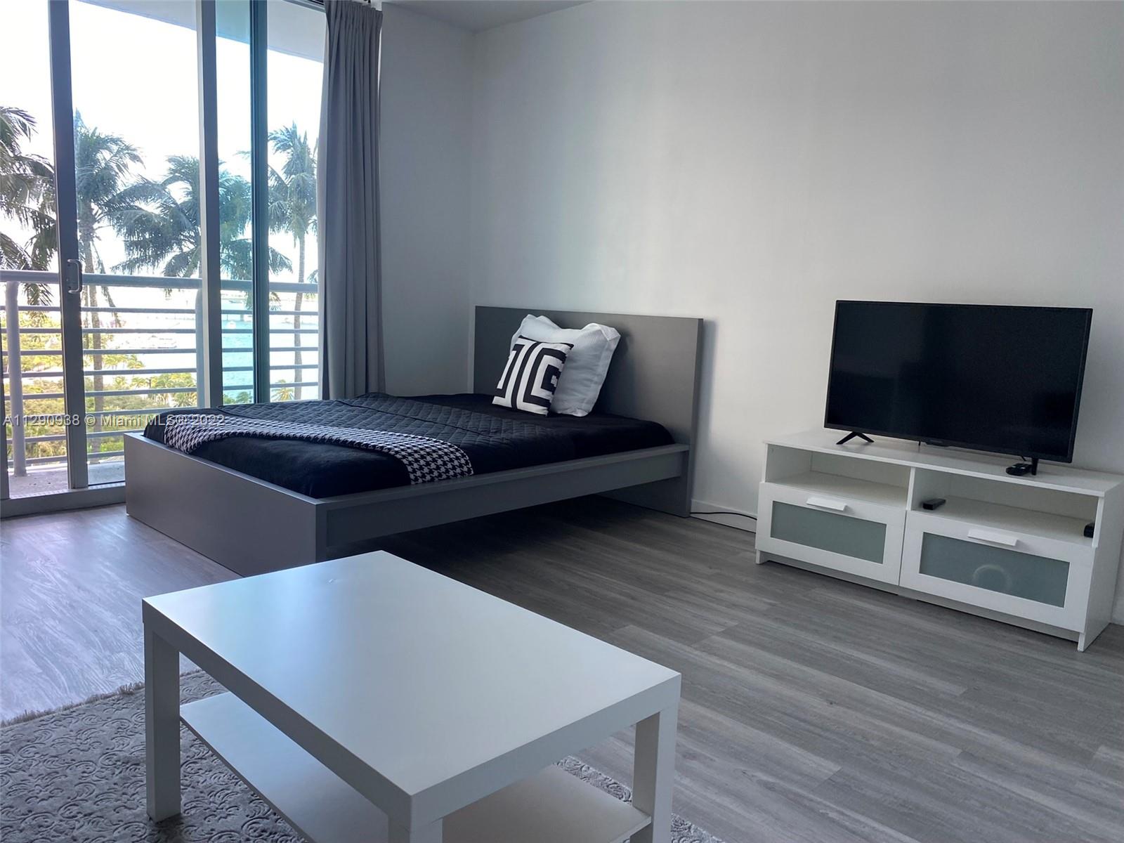 325 S Biscayne Blvd # 1520