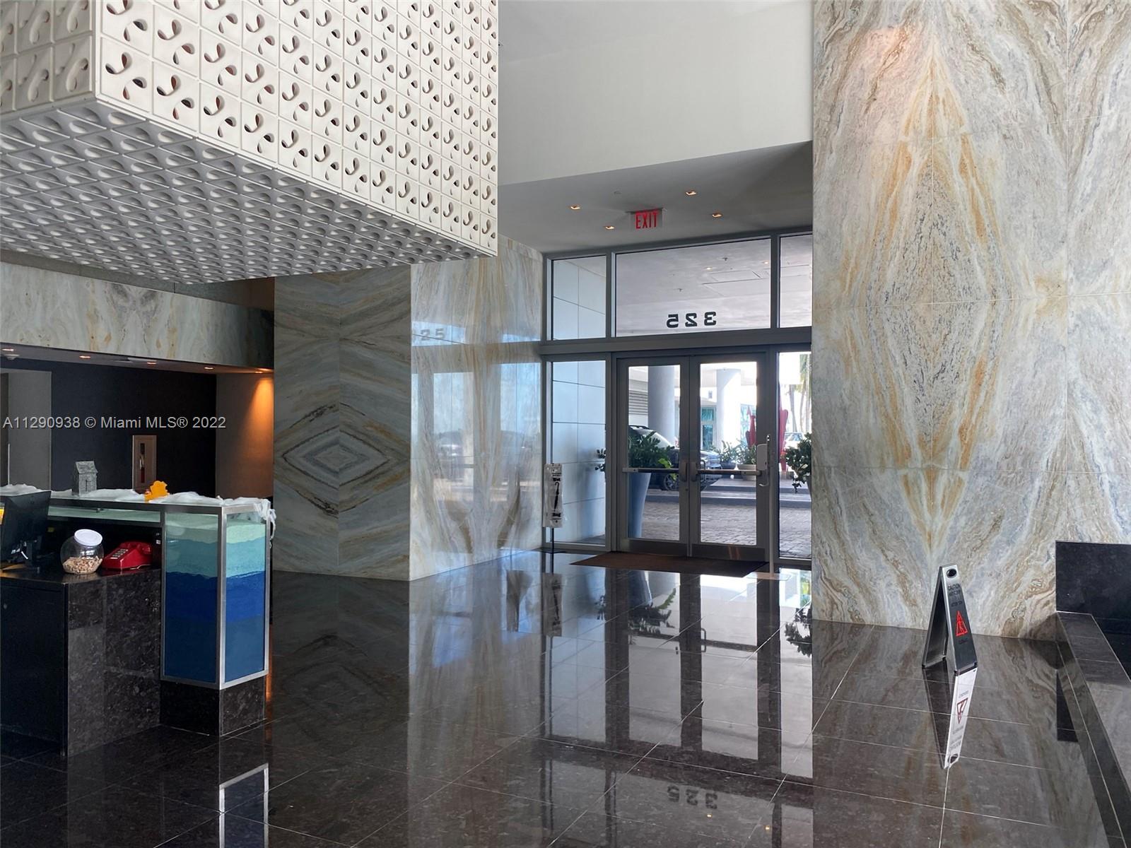 325 S Biscayne Blvd # 1520