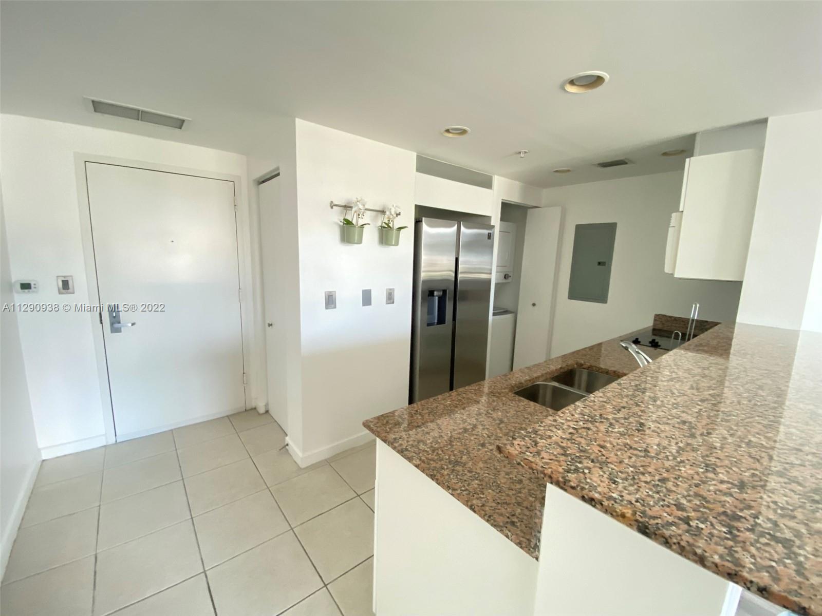 325 S Biscayne Blvd # 1520