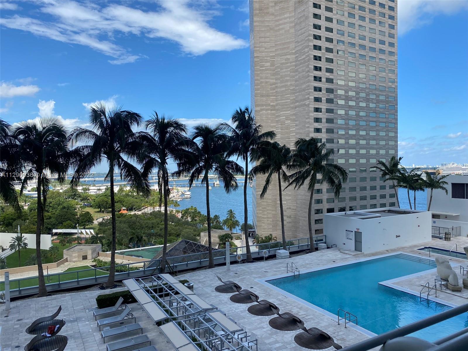 325 S Biscayne Blvd # 1520