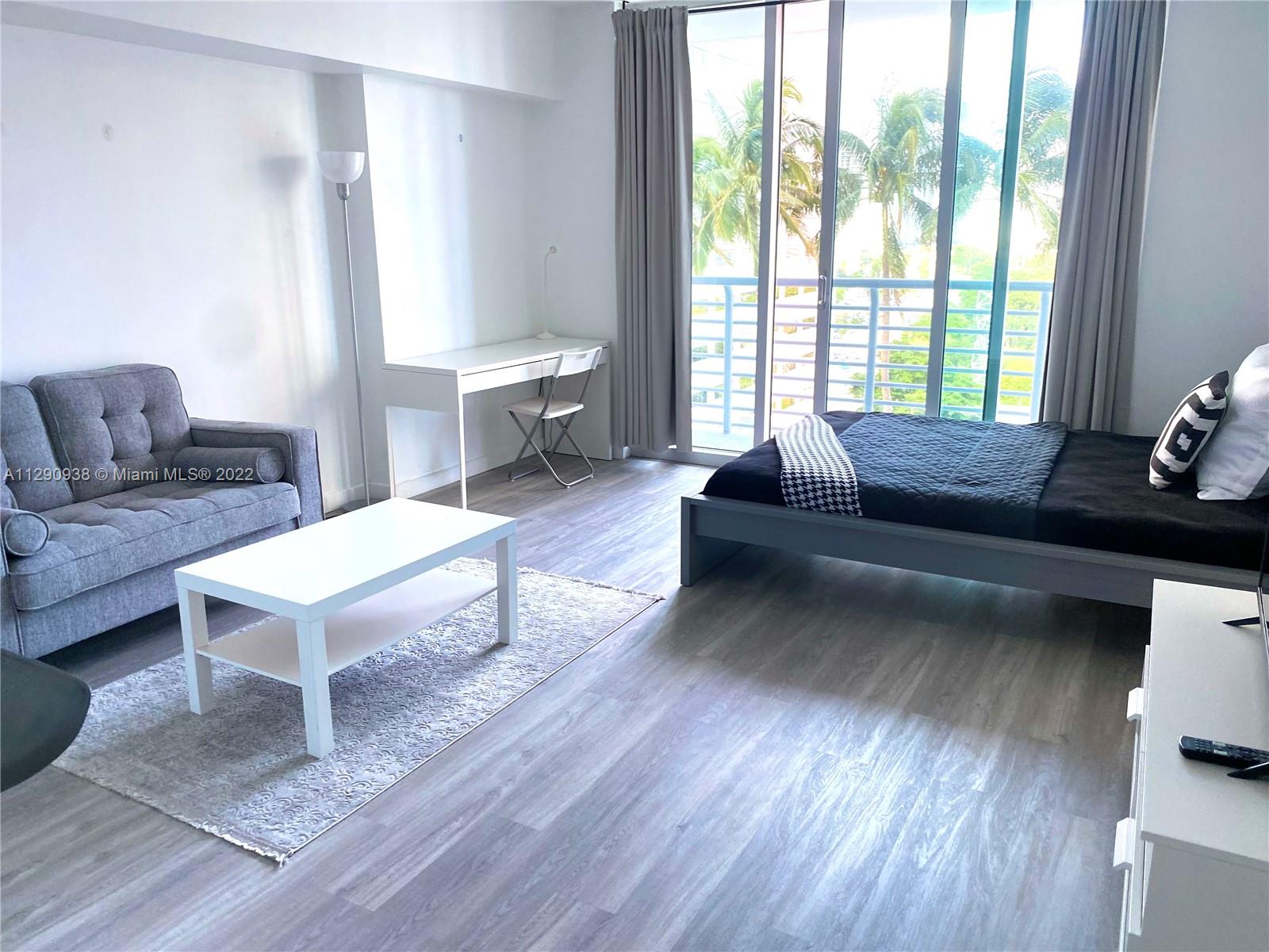 325 S Biscayne Blvd # 1520