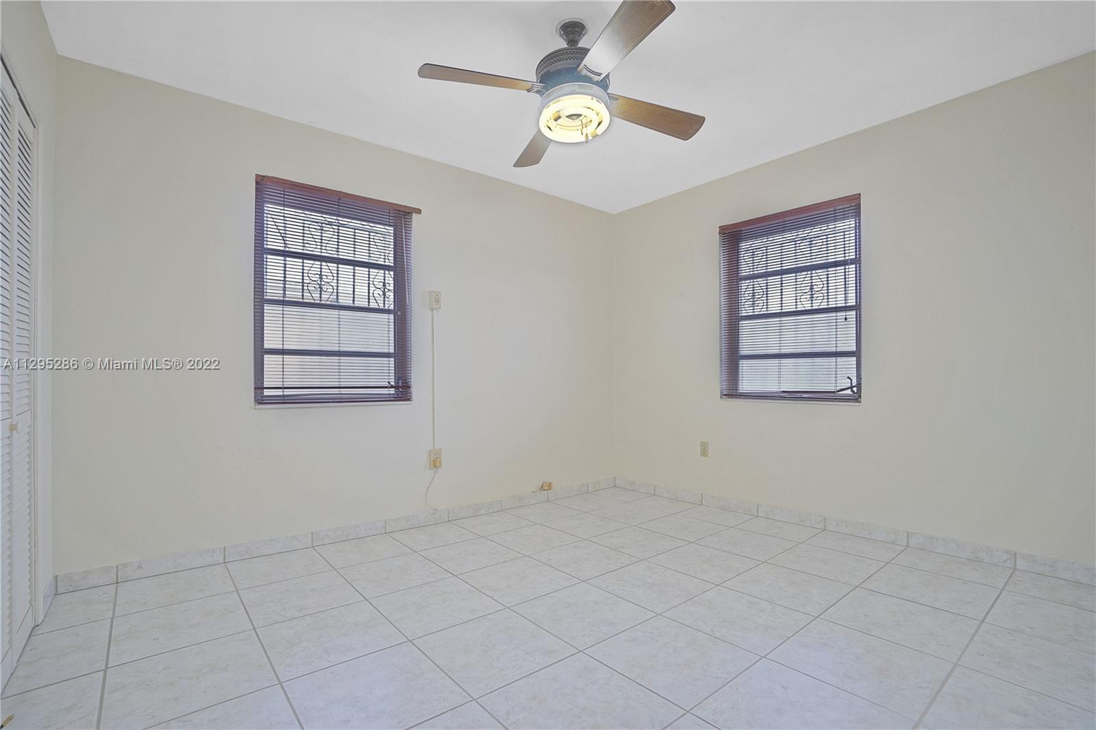 131 SW 51st Pl