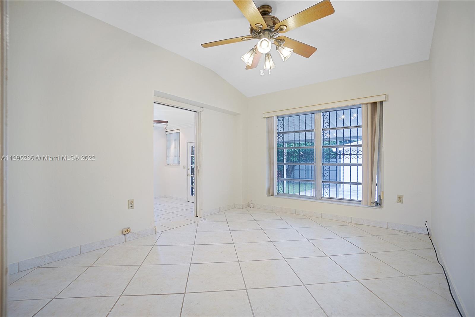 131 SW 51st Pl