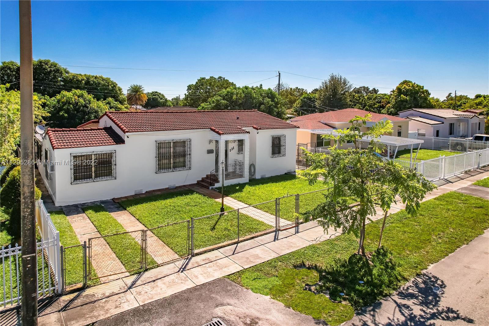 131 SW 51st Pl