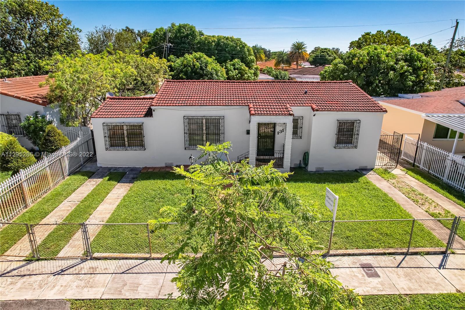 131 SW 51st Pl
