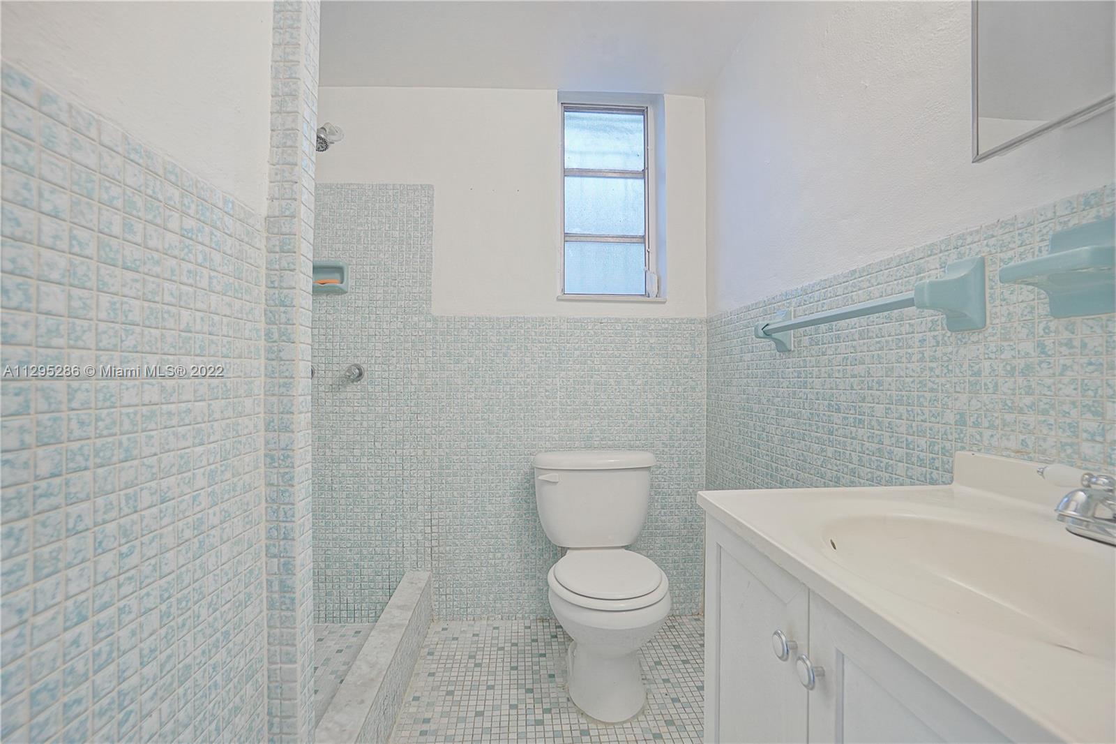 131 SW 51st Pl