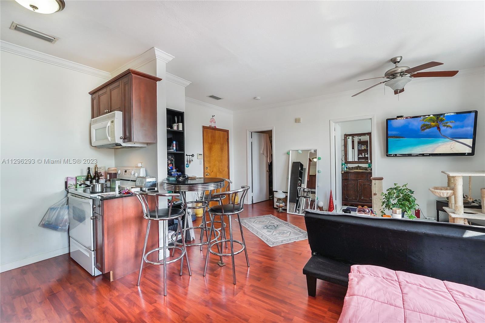 1502 Jefferson Ave # 304