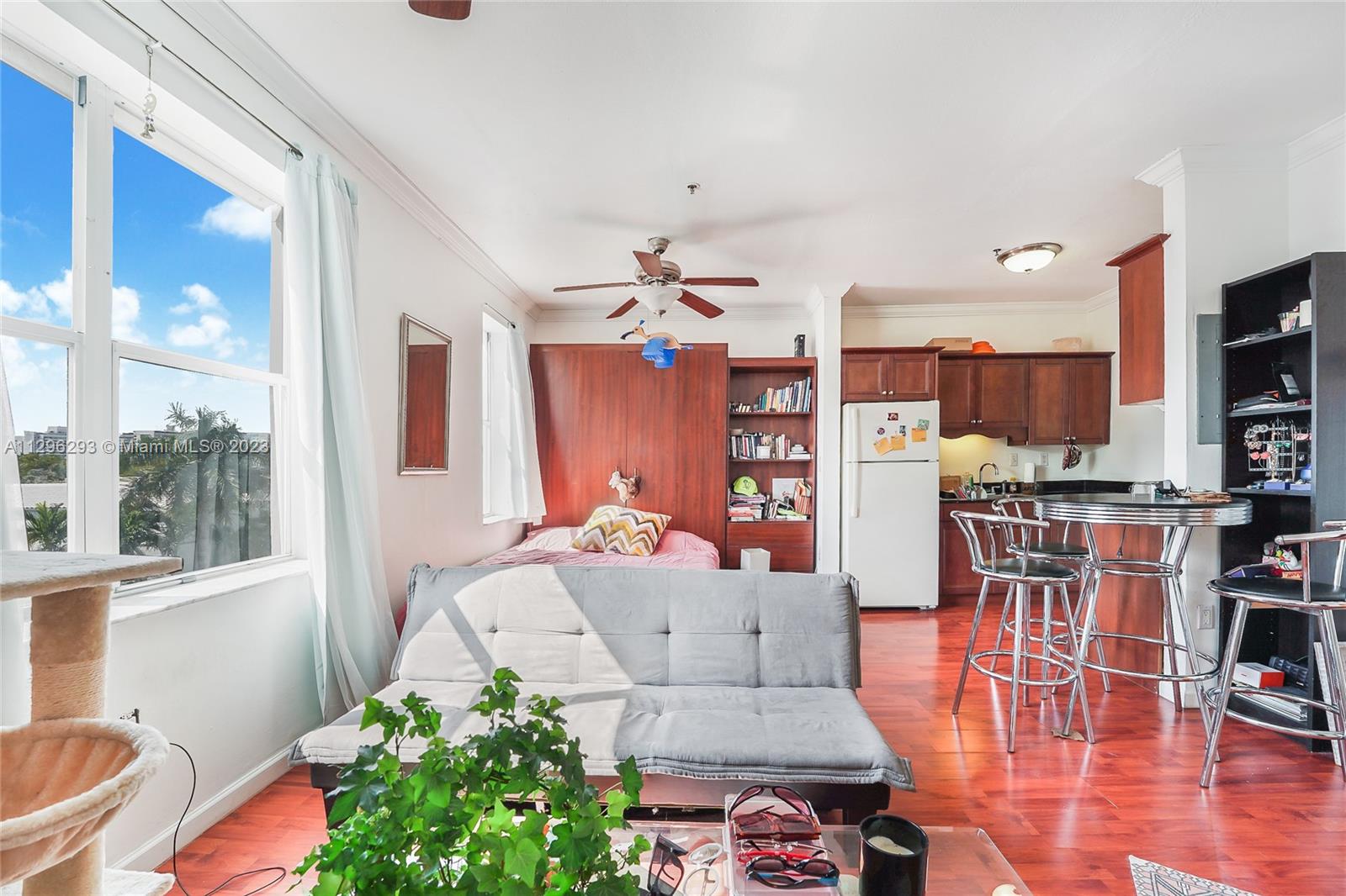 1502 Jefferson Ave # 304