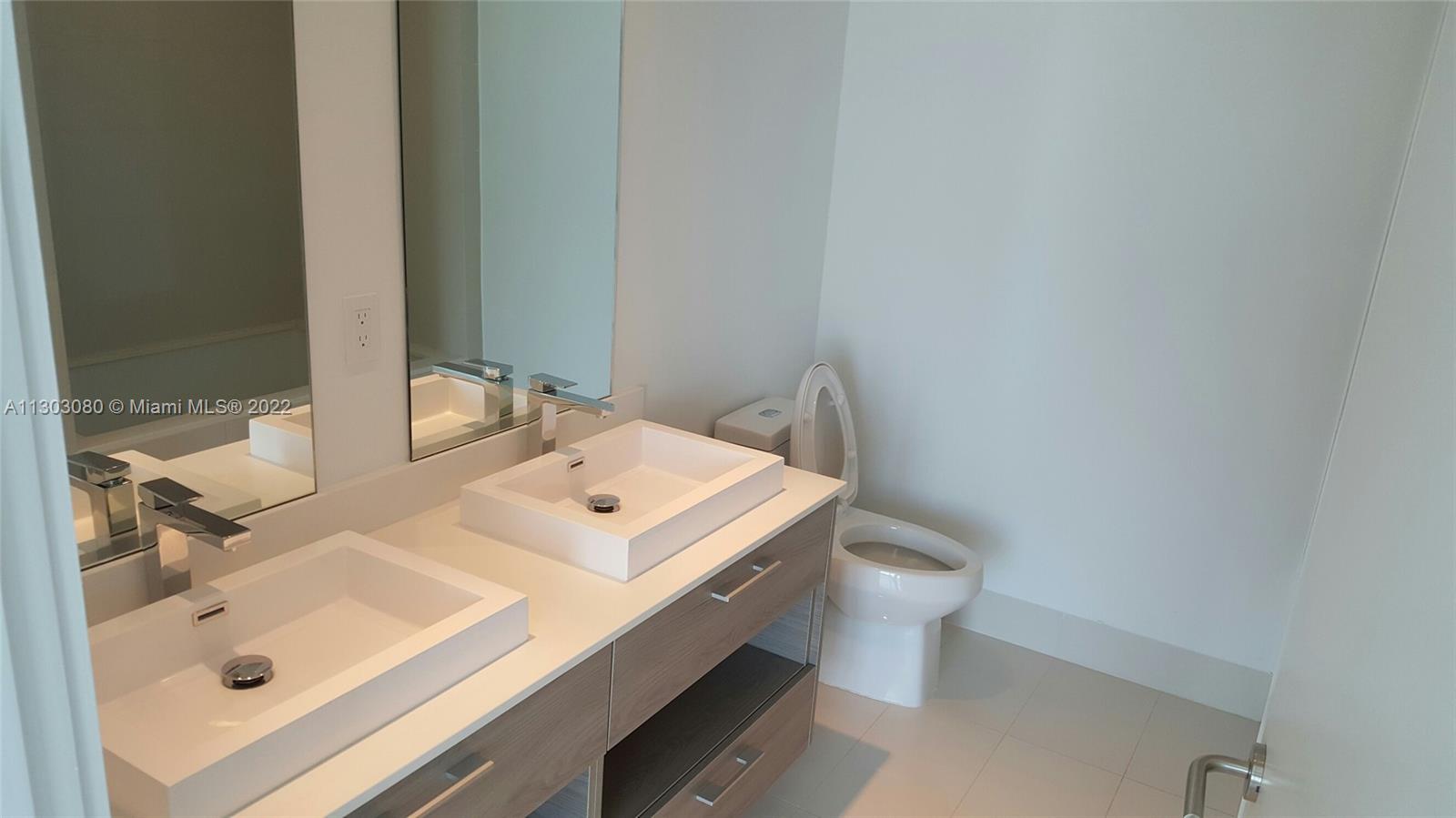 1300 S MIAMI AV Unit: 4411