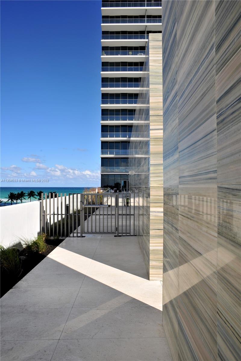 2000 S Ocean Dr # 12B
