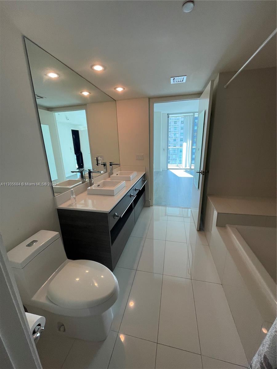 1100 S Miami Ave Unit: 1203