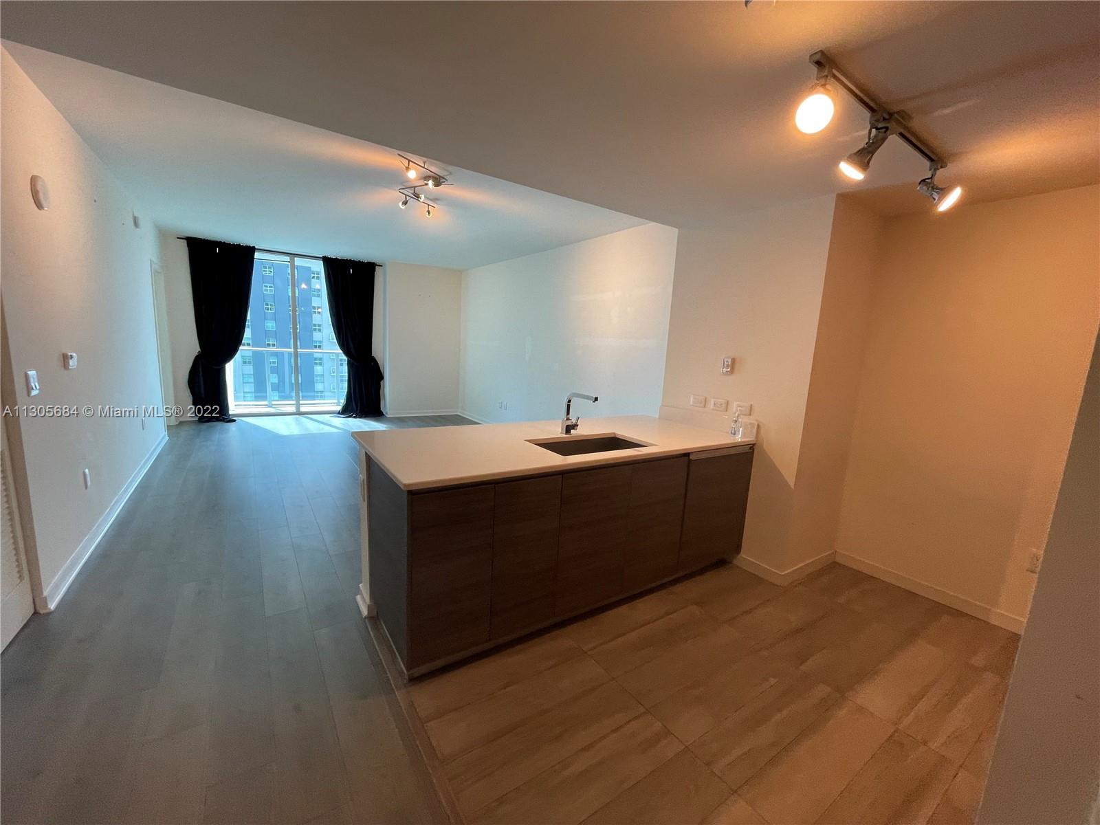 1100 S Miami Ave Unit: 1203
