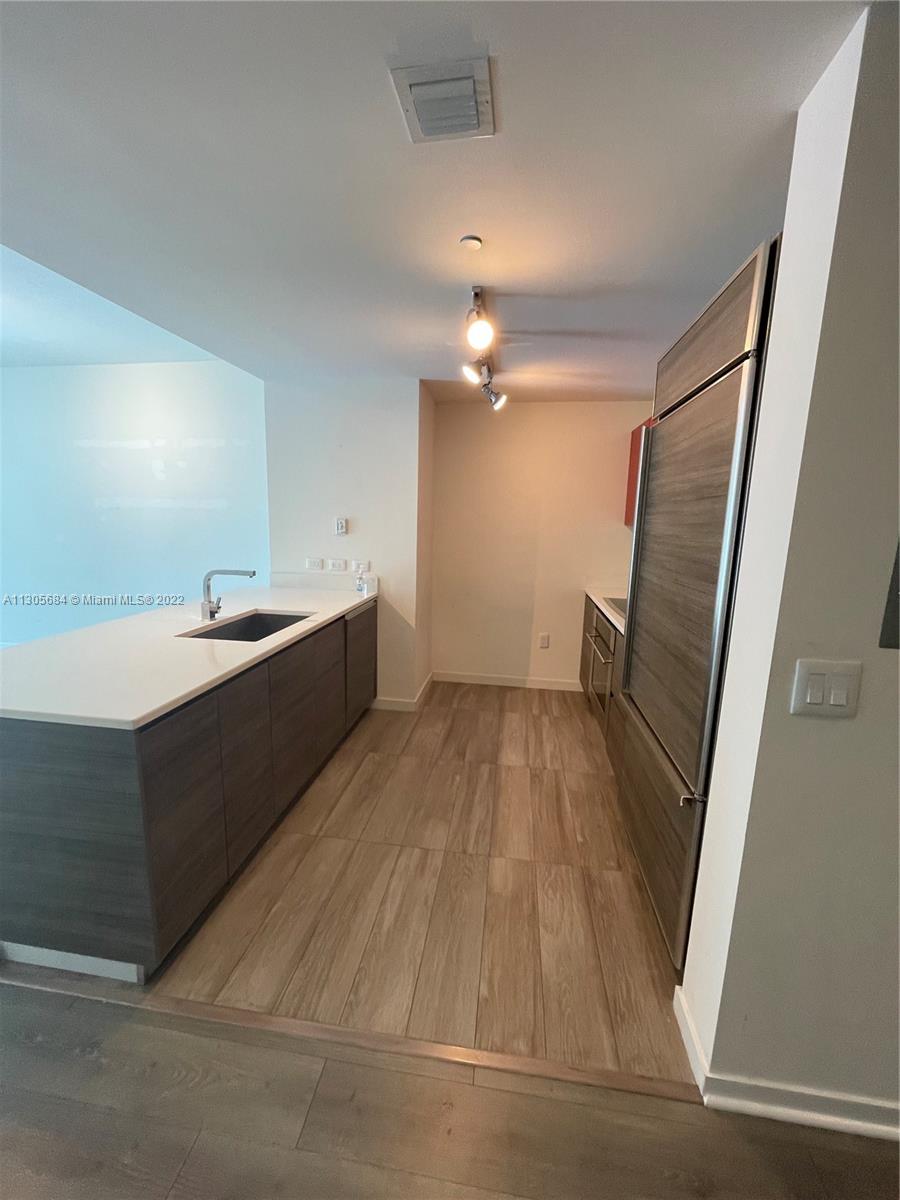 1100 S Miami Ave Unit: 1203