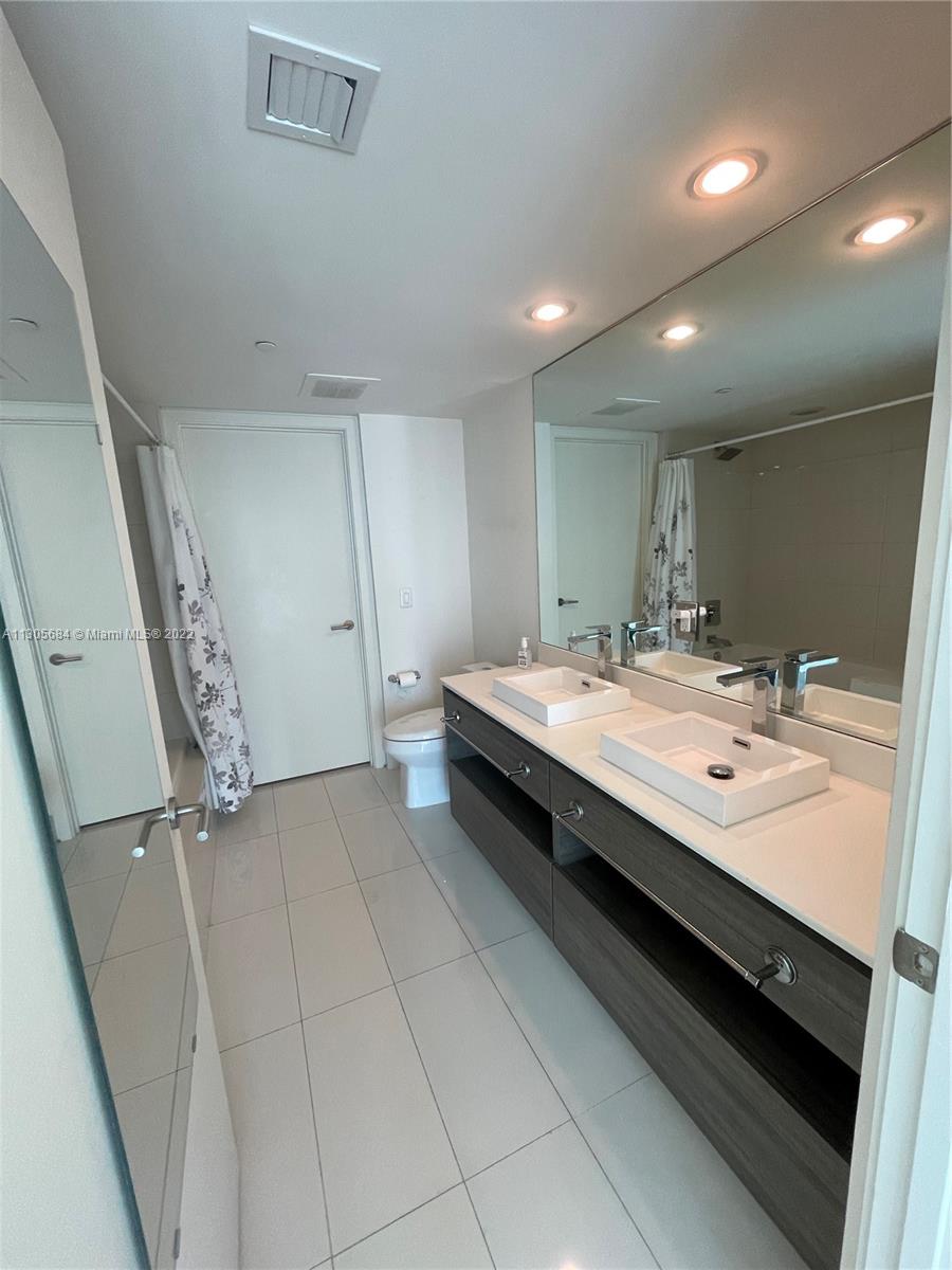 1100 S Miami Ave Unit: 1203