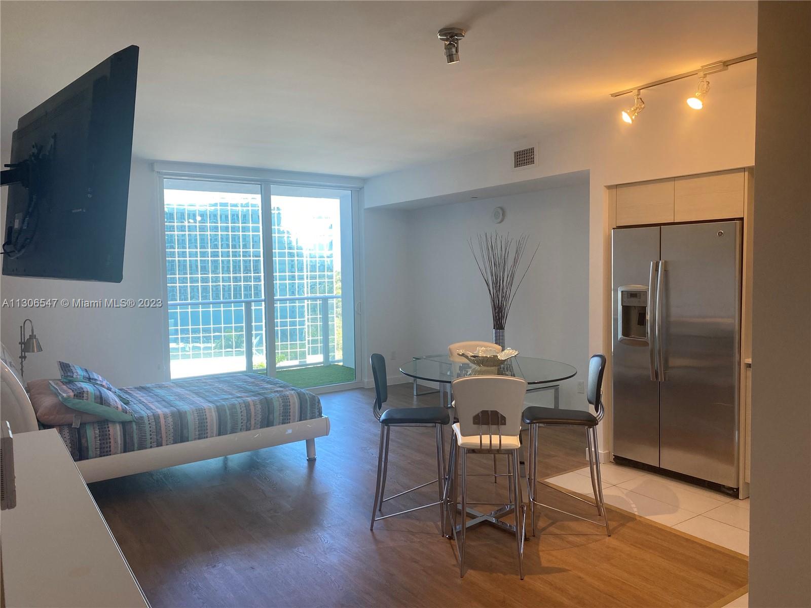 4250 Biscayne Blvd # 1006