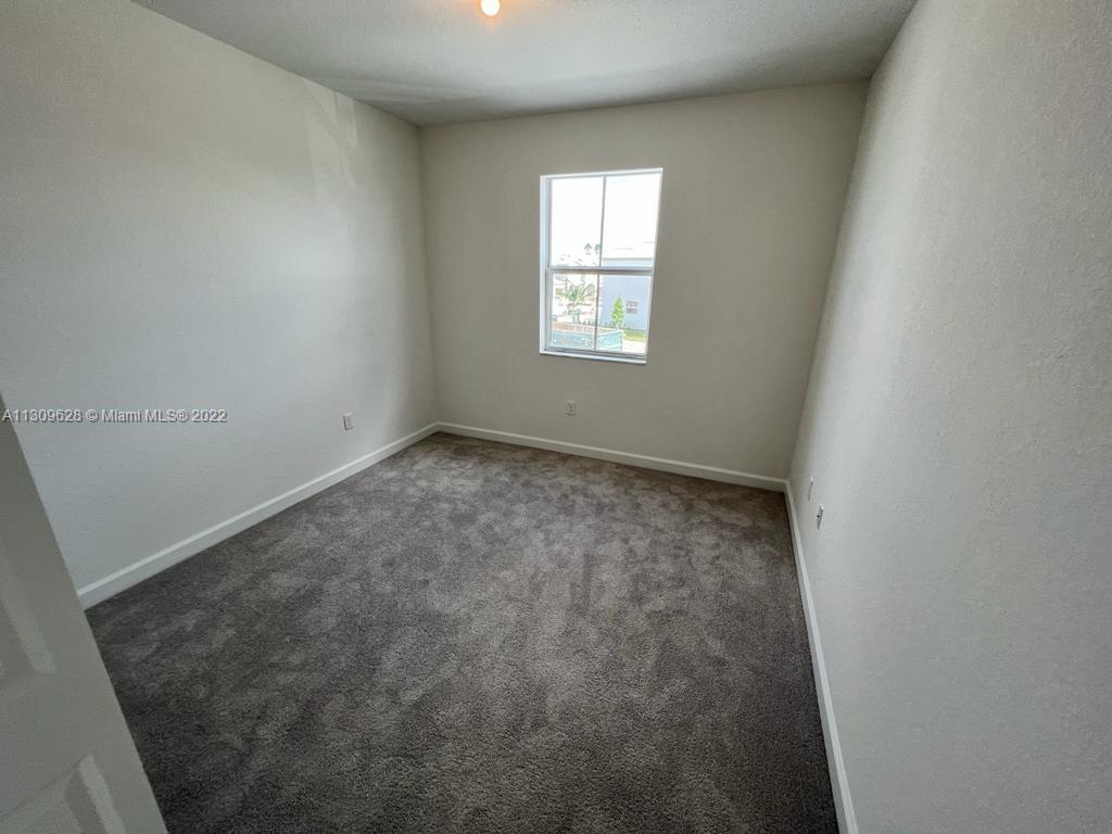 1050 SE 26th Ter # 1050